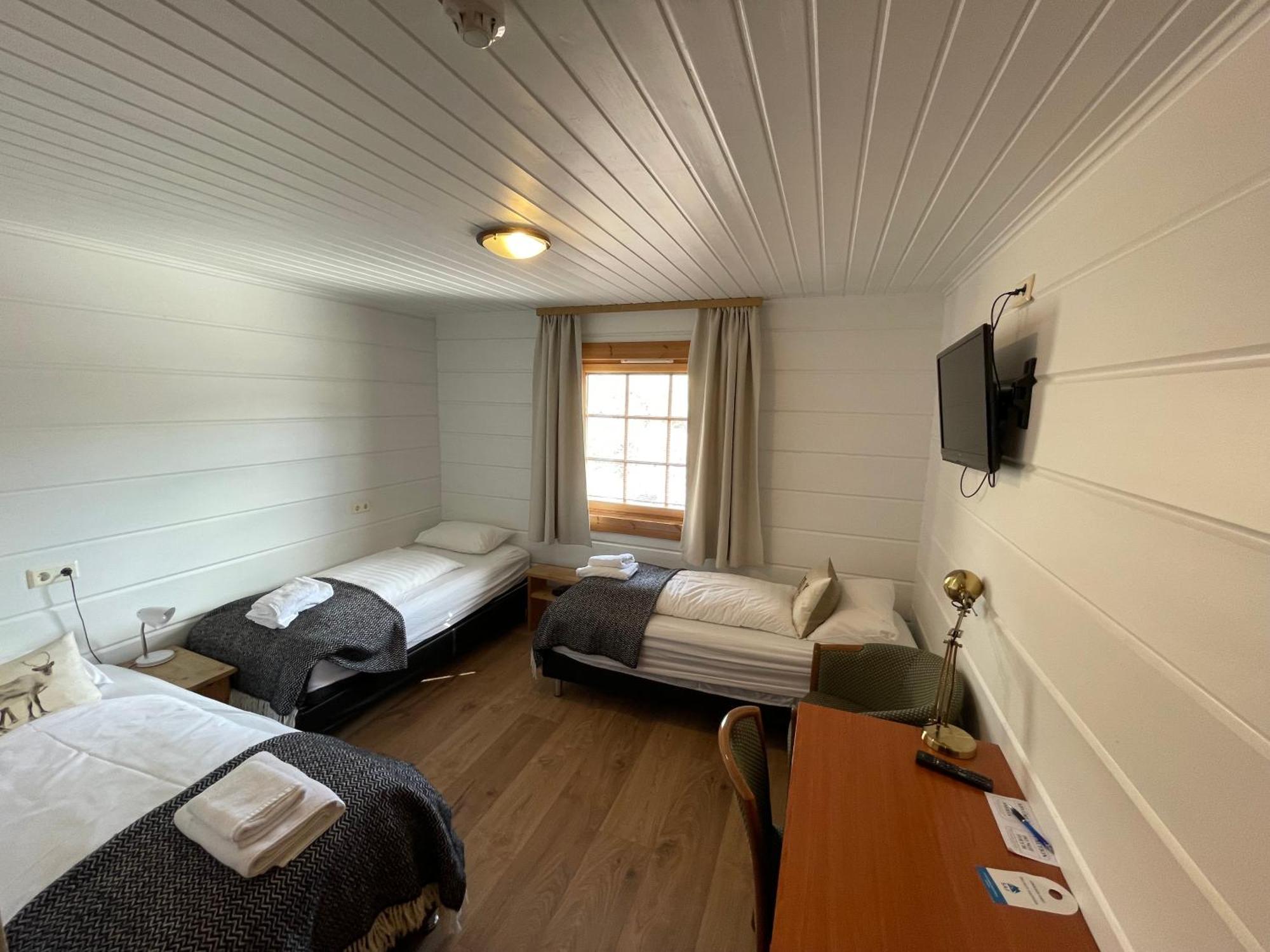 Hotel Framtid Djupivogur Bagian luar foto